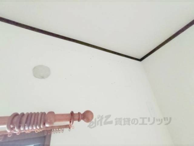 エアコン　設置場所