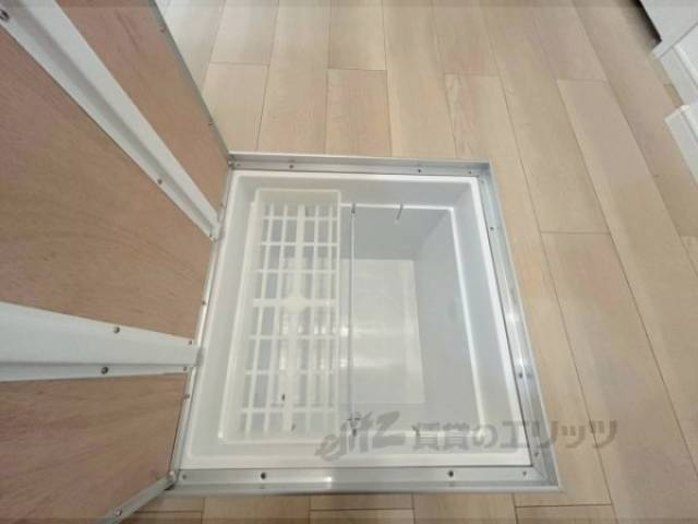 収納　床下収納