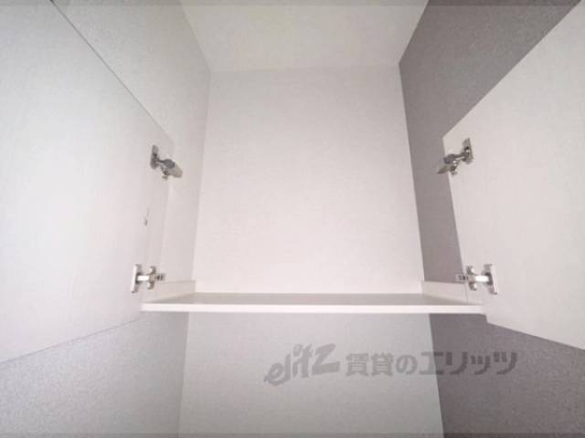 トイレ　収納