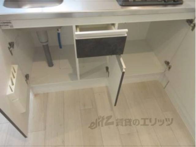キッチン　収納