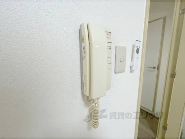 イメージ写真　電話式インターホン