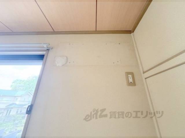 エアコン　設置場所