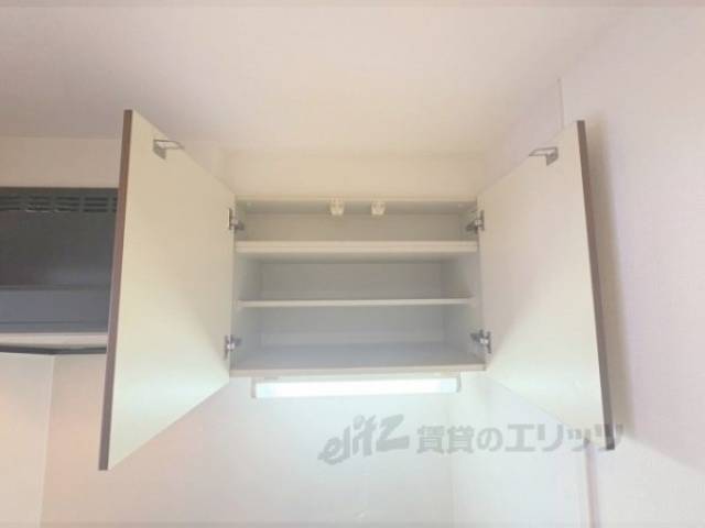 キッチン　キッチン収納