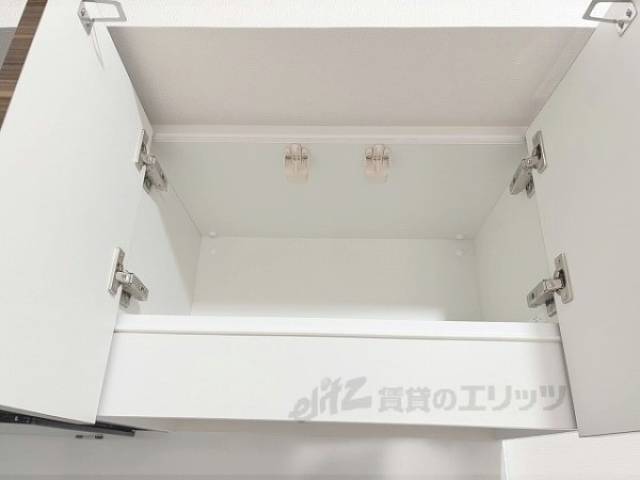 キッチン　キッチン上部収納