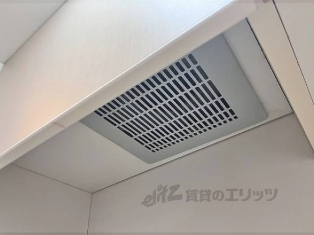 キッチン　換気扇