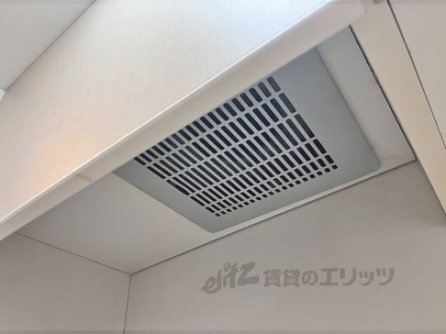 キッチン　換気扇