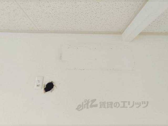 エアコン　設置場所