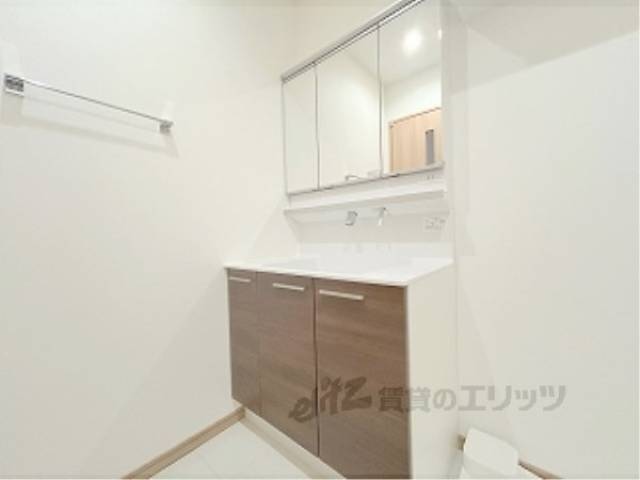 洗面所　独立洗面台