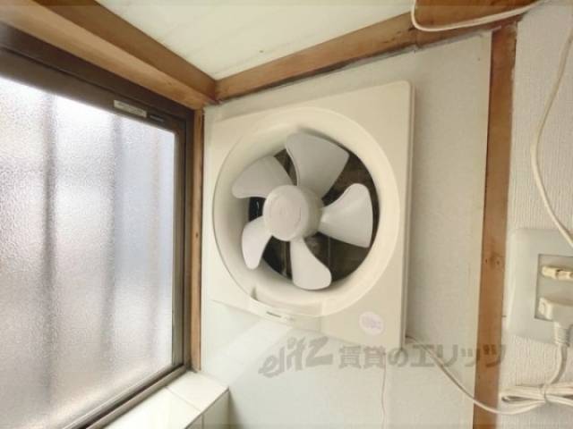 キッチン　換気扇