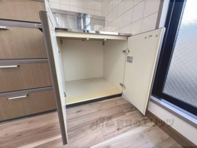 キッチン下収納