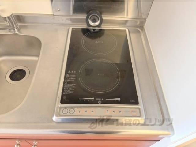 キッチン　コンロ