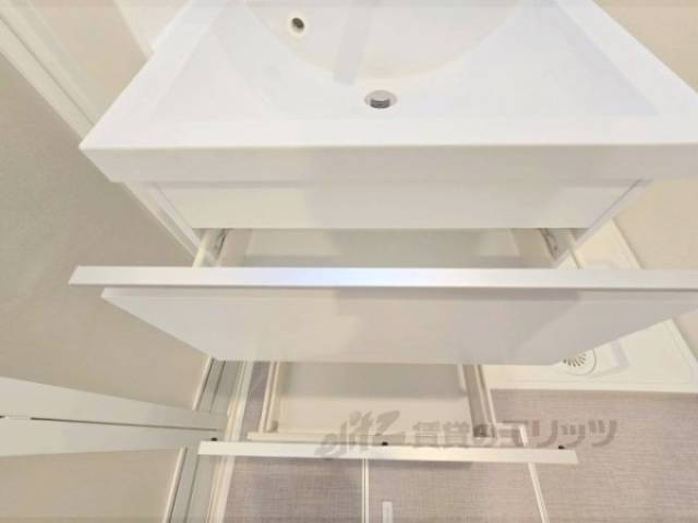 洗面所　下部収納