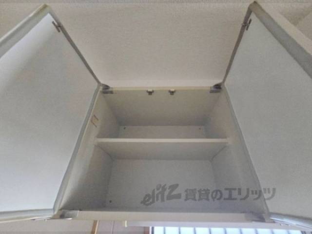 キッチン　収納