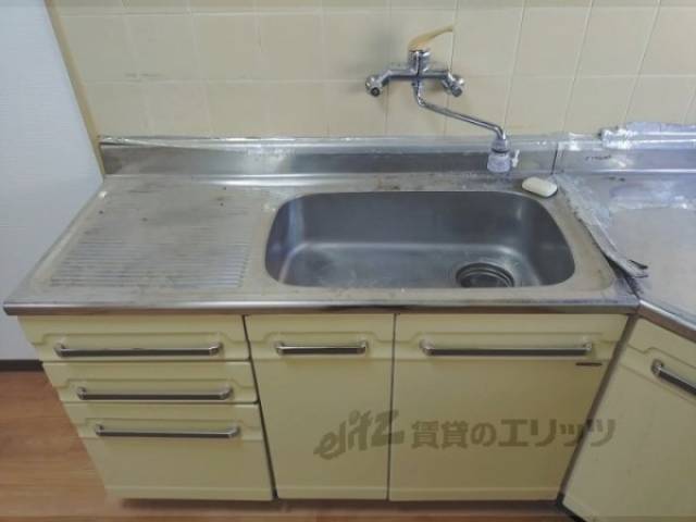 キッチン　清掃前です