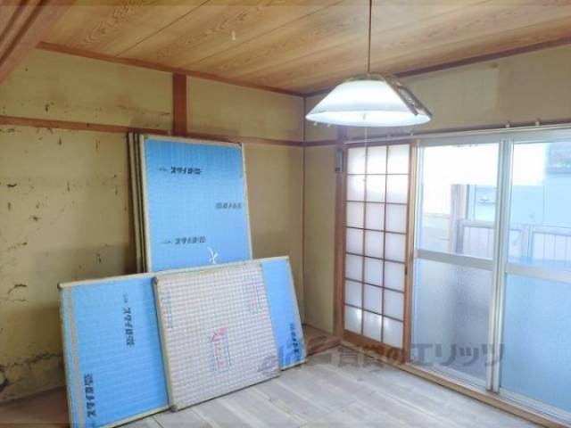 和室　清掃前です