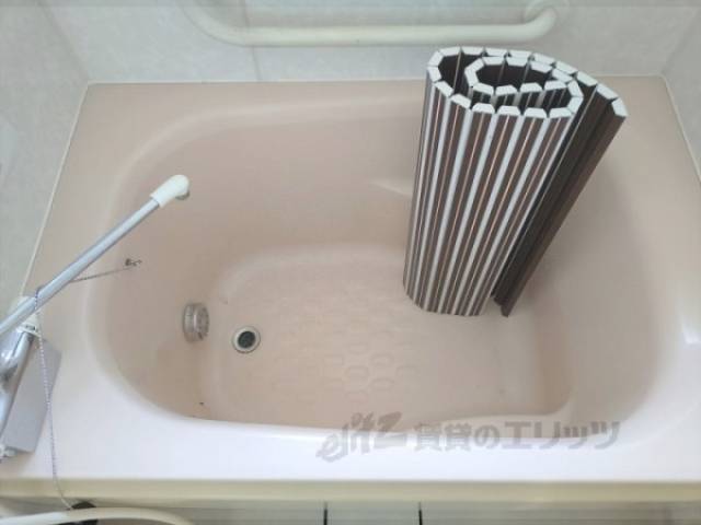 風呂　清掃前です