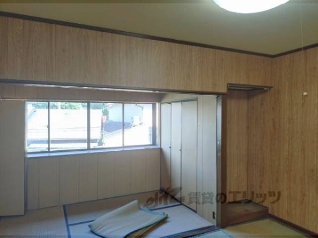 和室　清掃前です