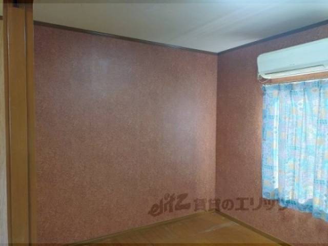 洋室　清掃前です