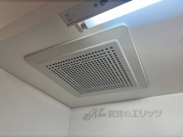 キッチン　換気扇