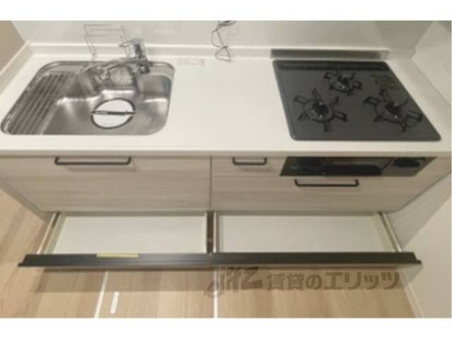 キッチン　収納