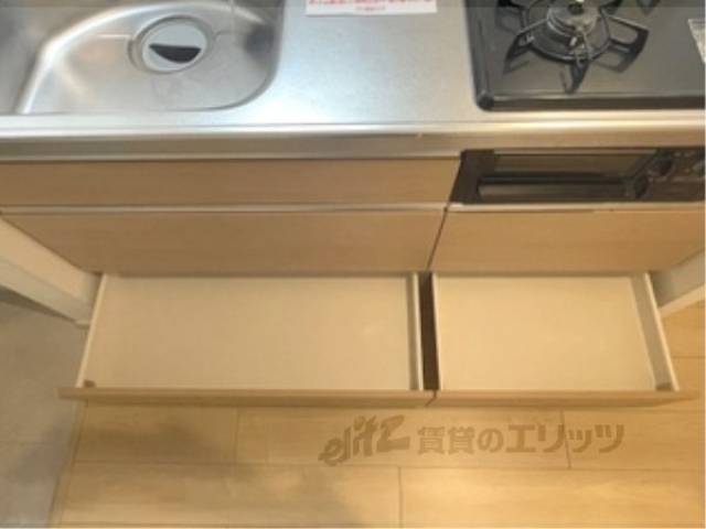 キッチン　収納