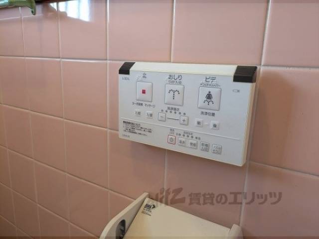トイレ　洗浄機能付き