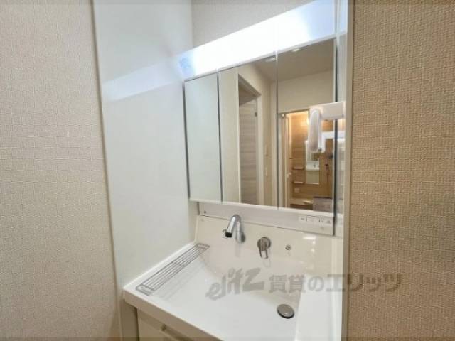 洗面所　独立洗面台