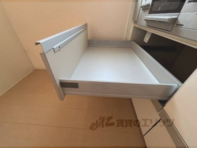 収納　キッチン