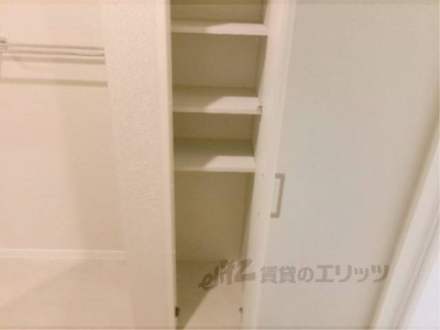 洗面所　収納棚