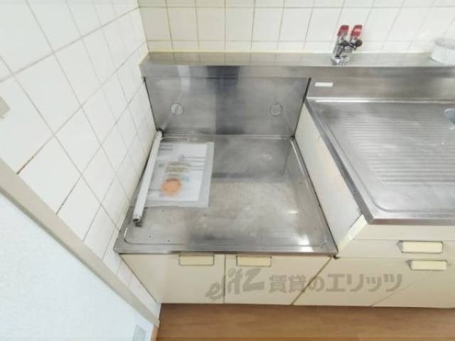 キッチン　コンロ置場