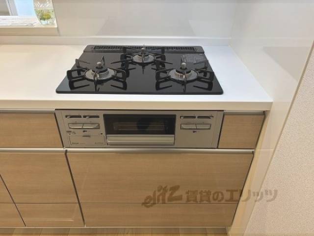 キッチン　コンロ