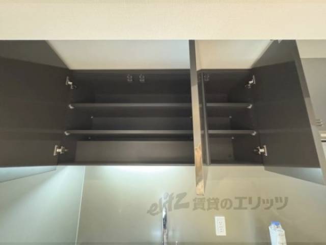 キッチン　上収納