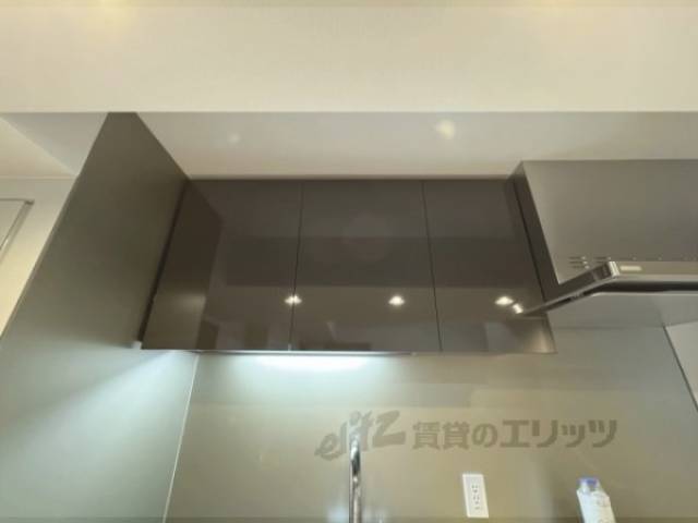 キッチン　上収納