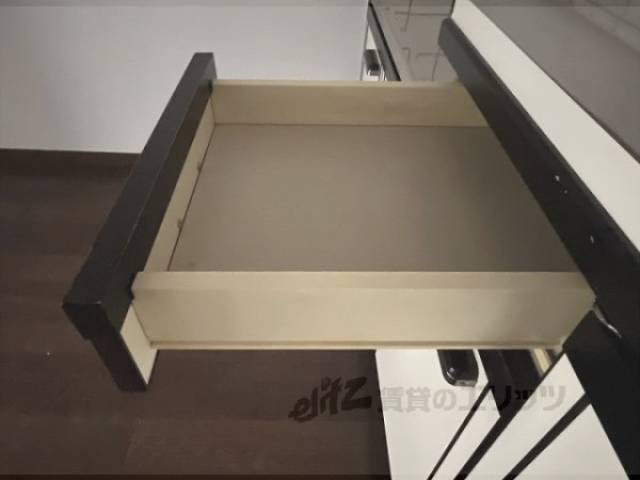 収納　キッチン