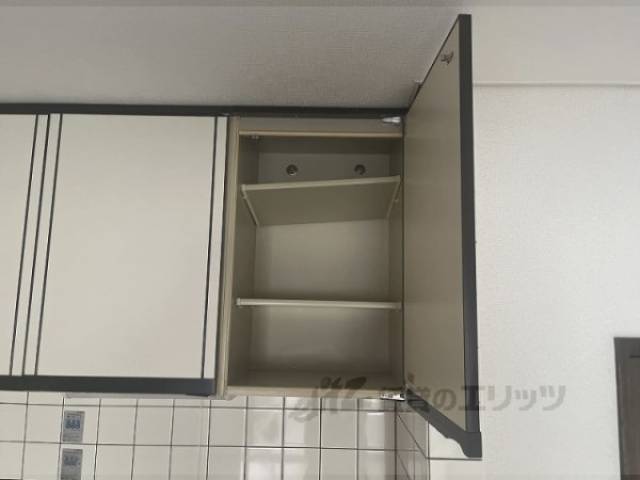 収納　キッチン