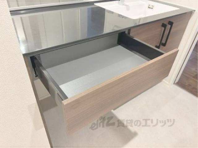 洗面所　下部収納