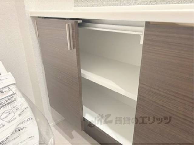 トイレ　下部収納