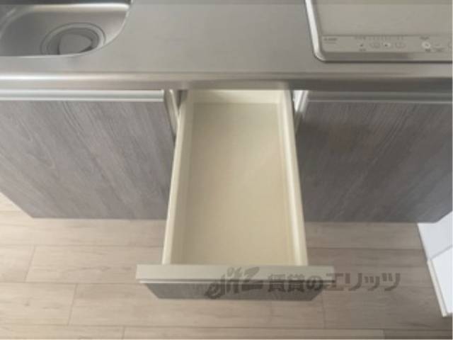 キッチン　収納