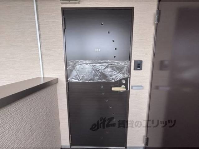 玄関扉