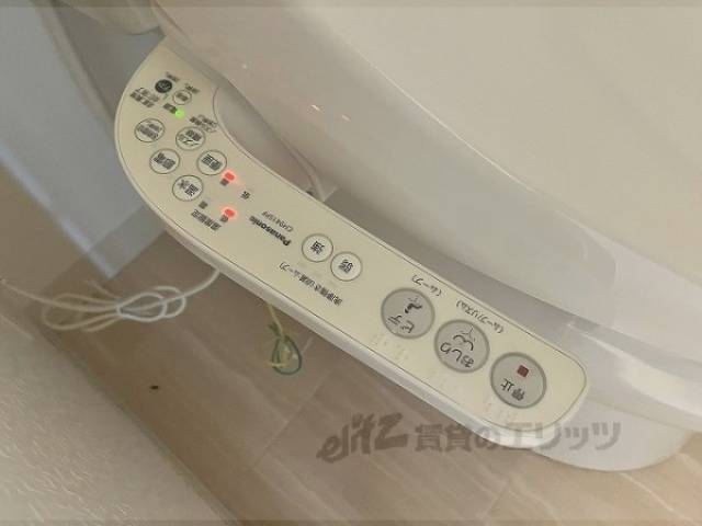 トイレ　ウォシュレット