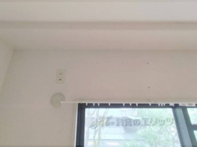 エアコン　設置場所