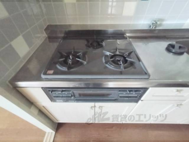 キッチン　コンロ