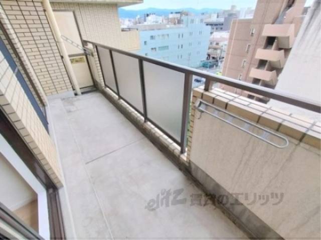 ベランダ　上階南側