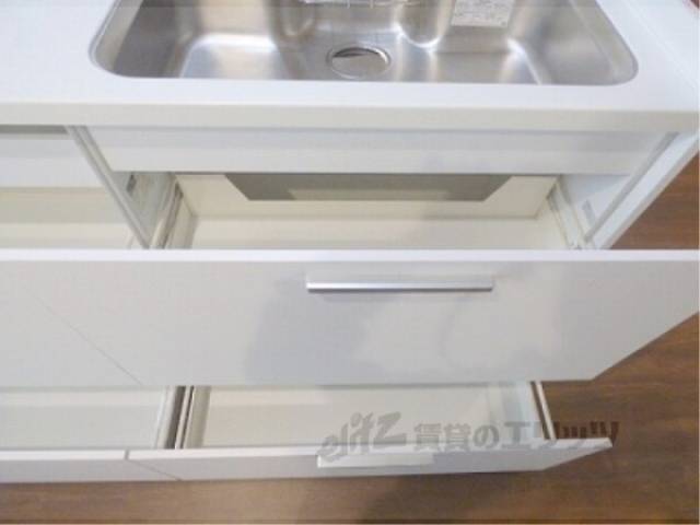 キッチン下部収納