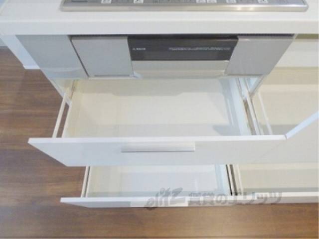 キッチン下部収納