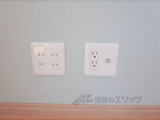 テレビアンテナ端子