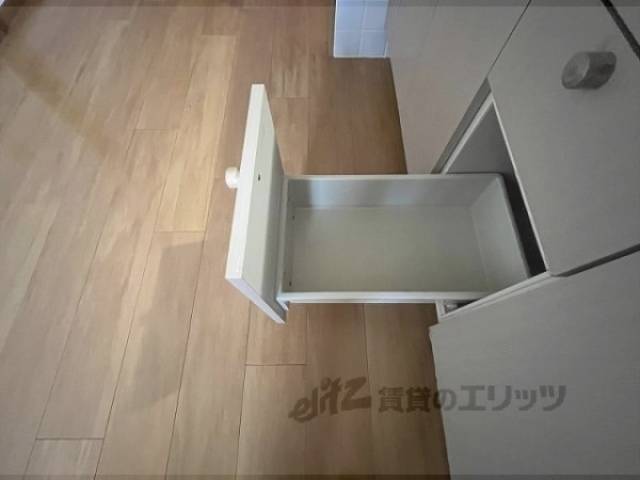 収納　キッチン