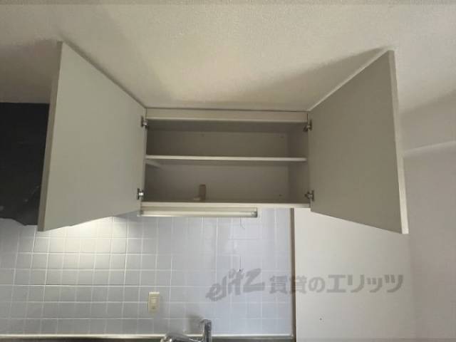 収納　キッチン