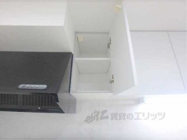 キッチン　収納上部