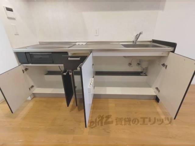 キッチン　下部収納